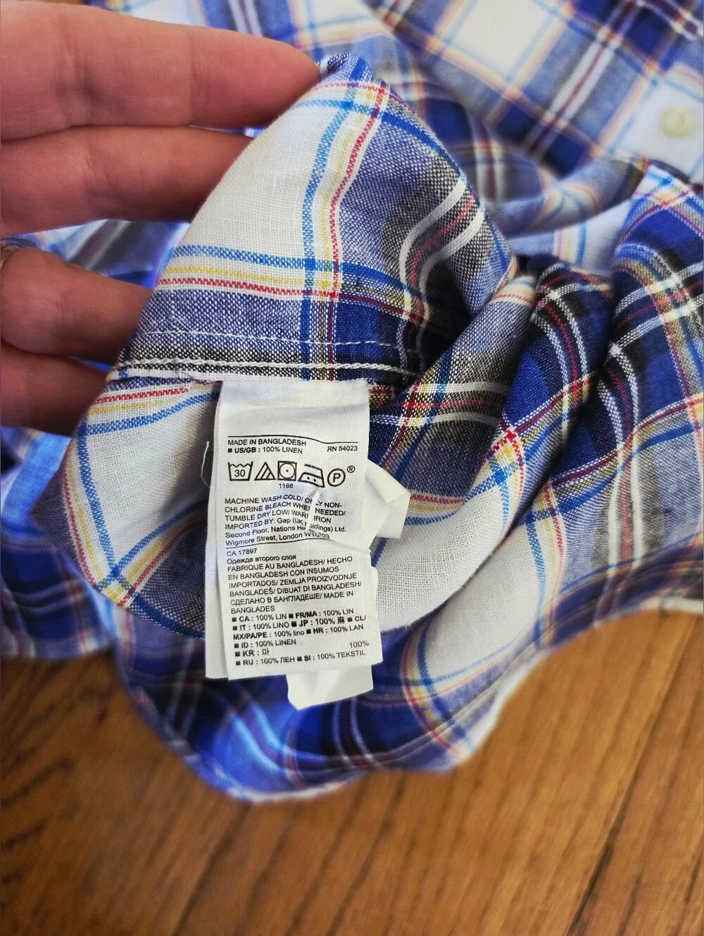 Banana Republic Blue and White Plaid Short-Sleeve 100% Linen Shirt Size M